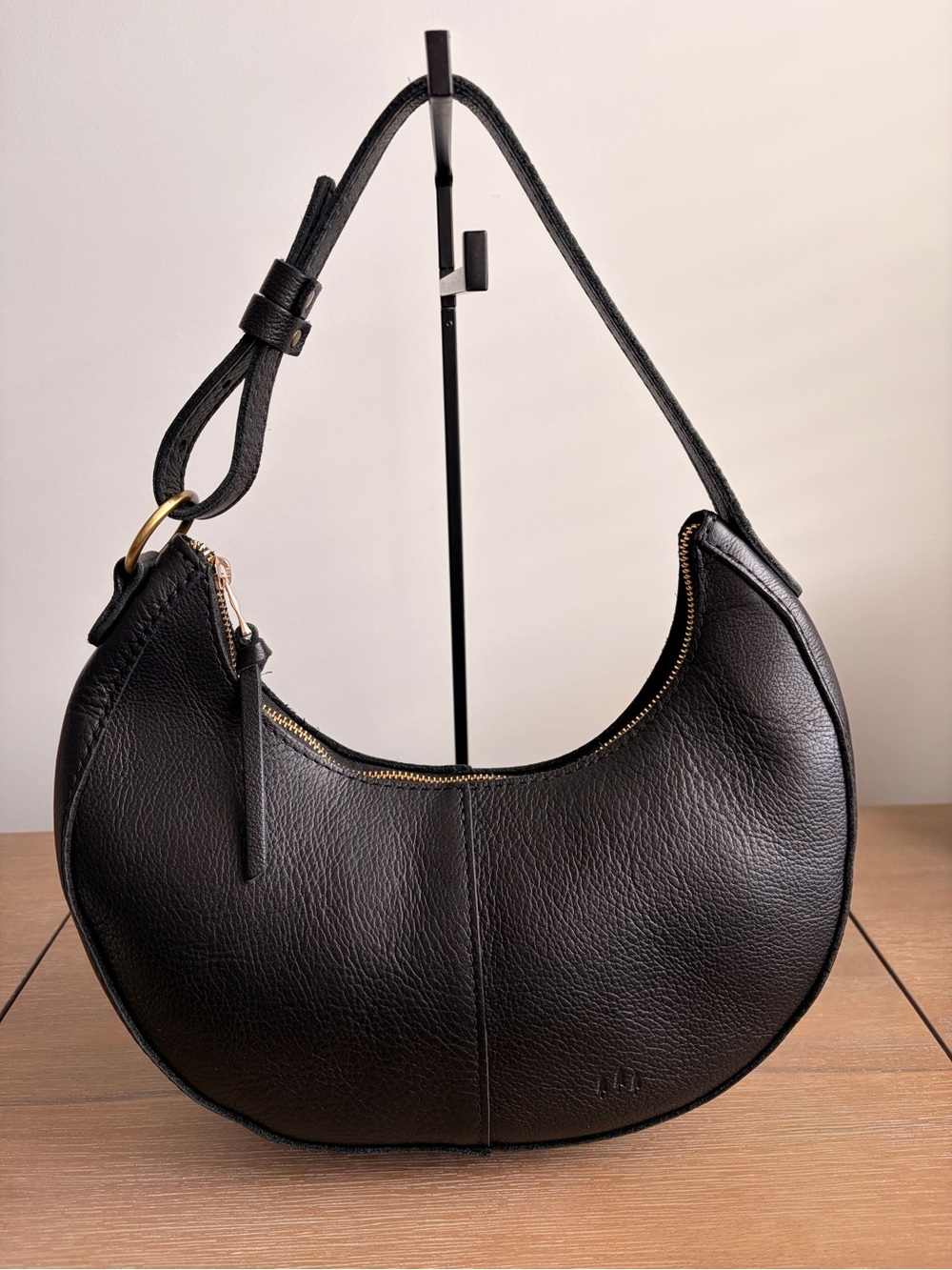 Portland Leather Small Nora Pebbled Black